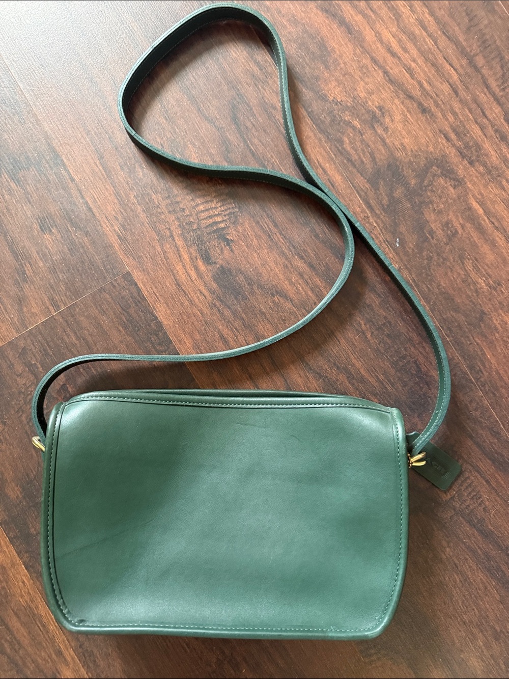 Vintage Coach Forest Green Leather Crossbody Bag - Picture 2 of 11
